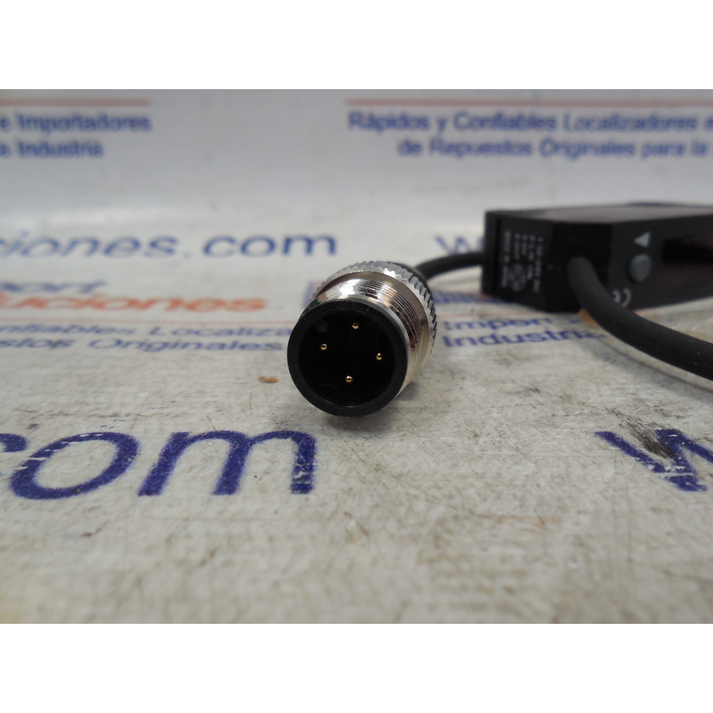 KEYENCE	PZ-V73P	SENSORES	The sensors
