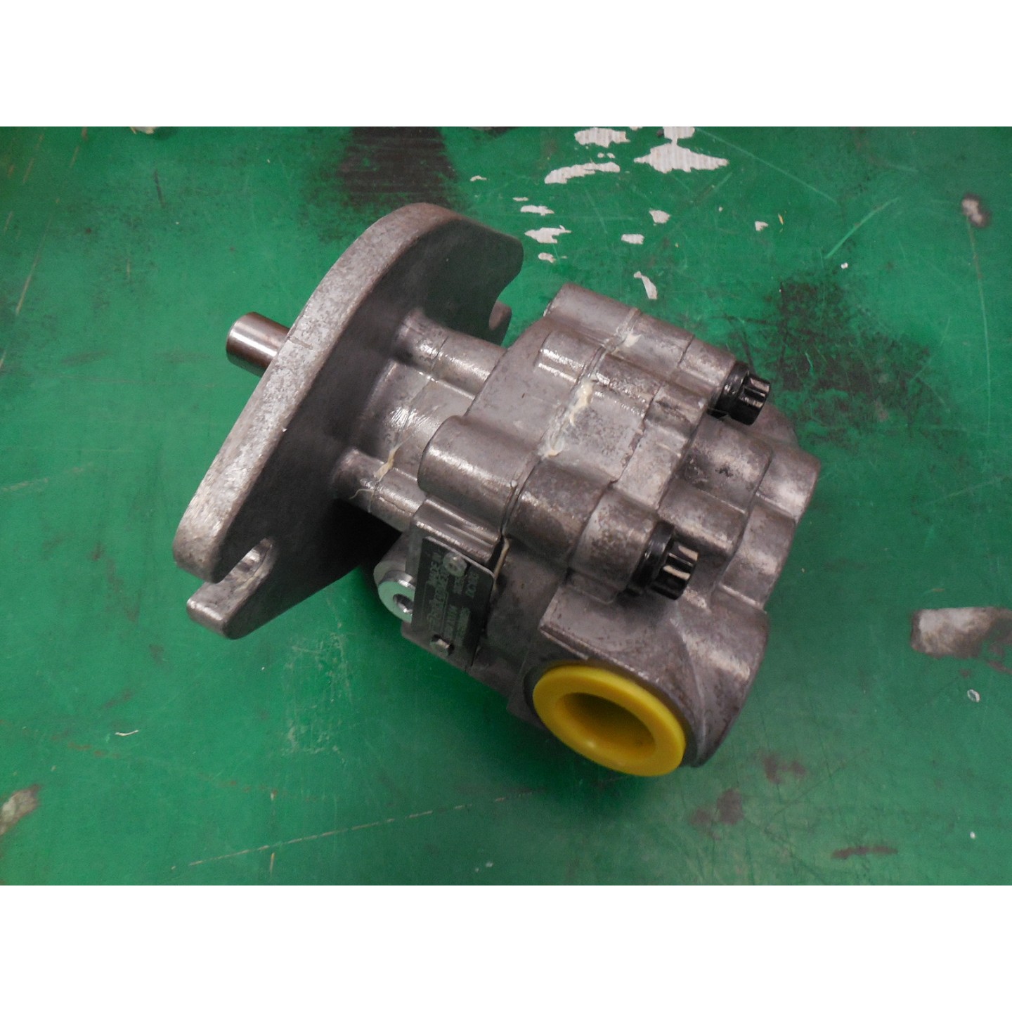 MOTORES