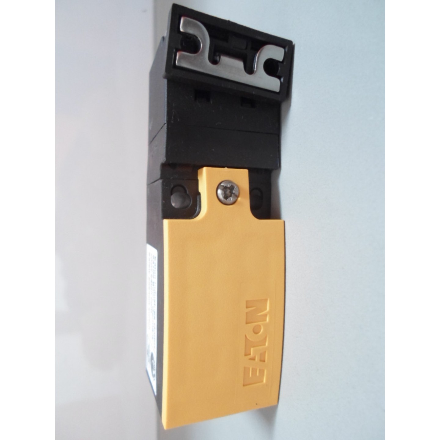 EATON	LS-11-ZB	INTERRUPTORES	SWITCHES