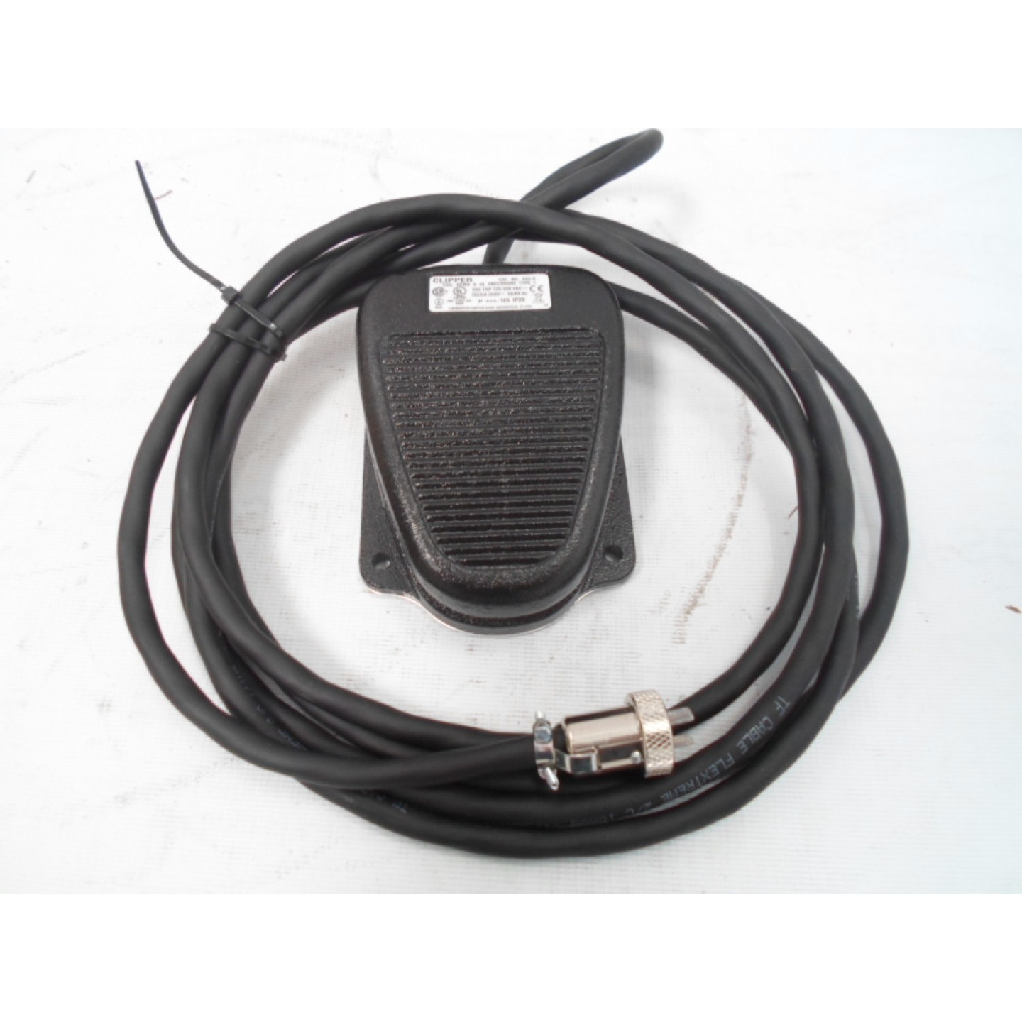 INTERRUPTOR DE PEDAL, SERIE CLIPPER