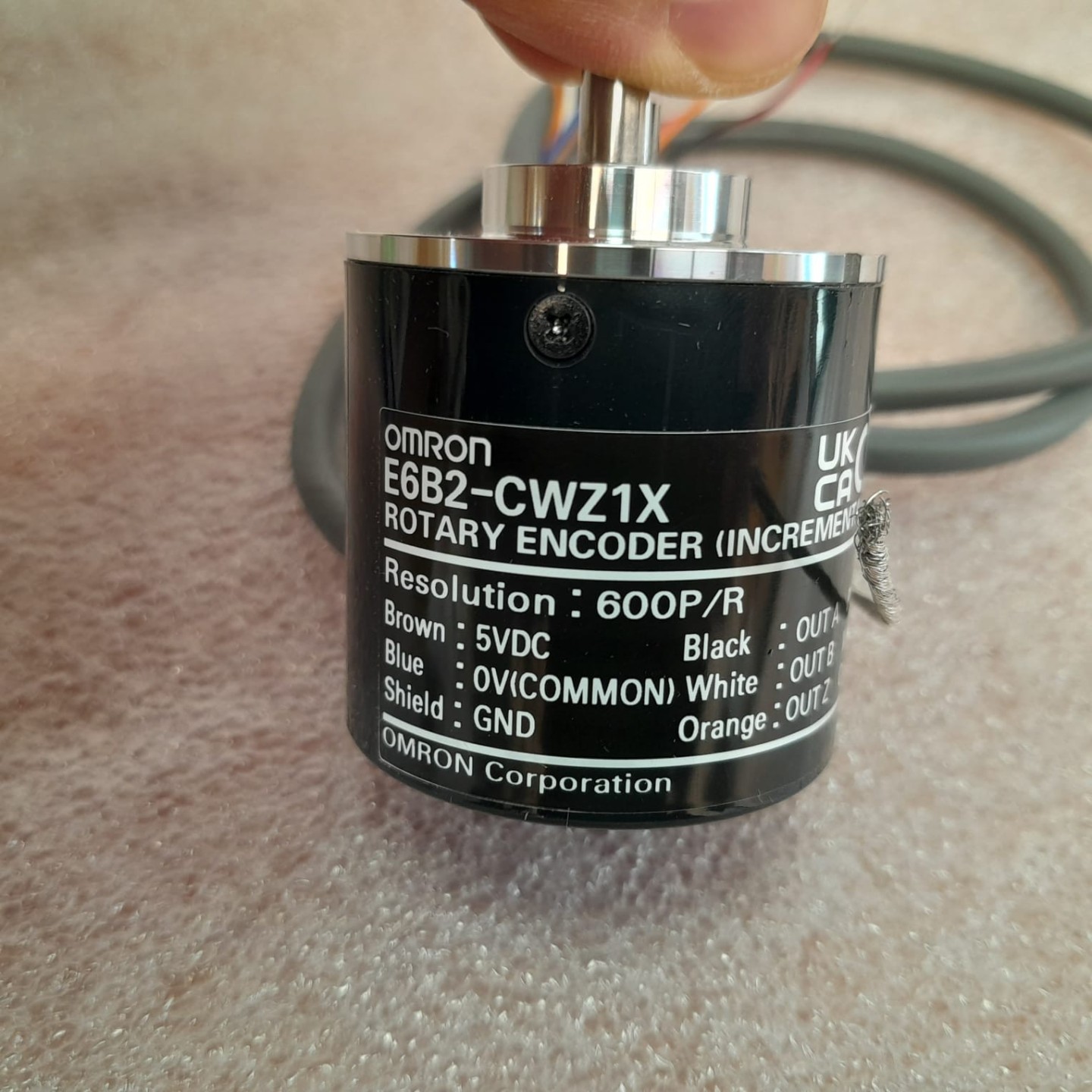 OMRON E6B2-CWZ1X ENCODER