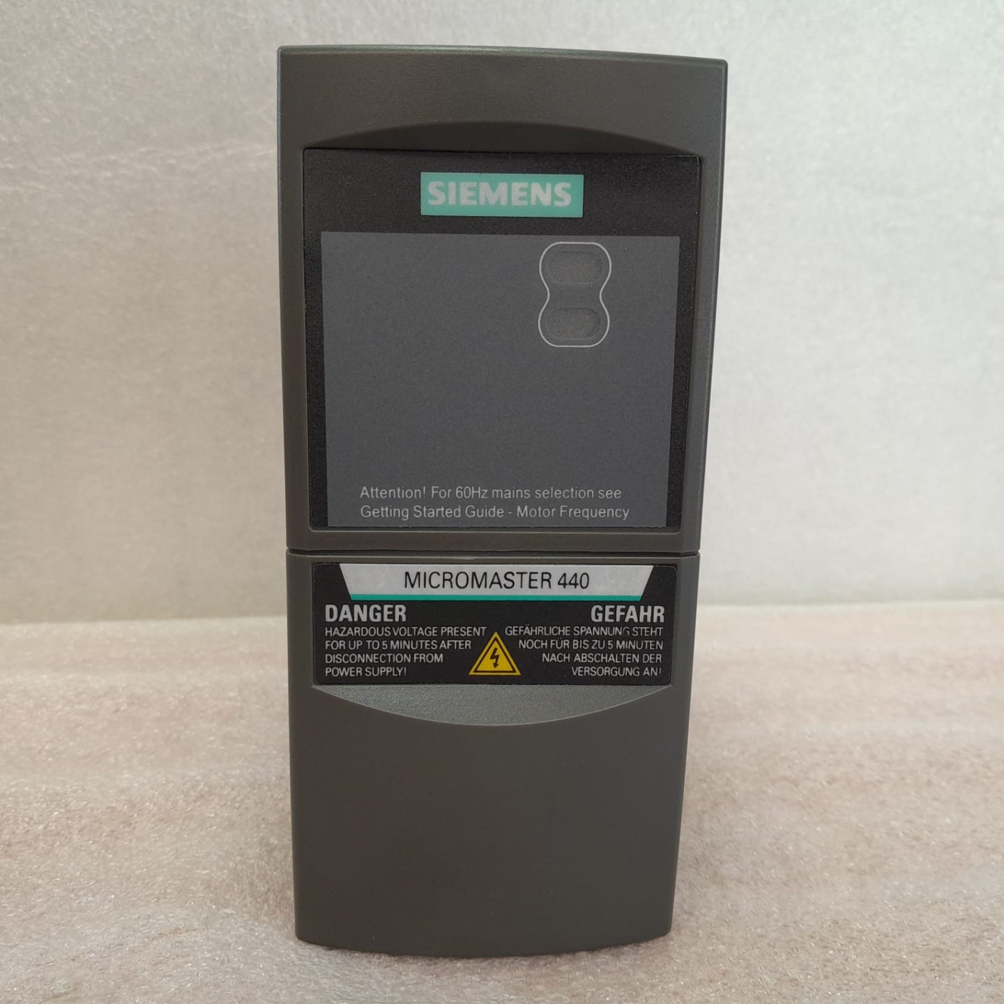SIEMENS 6SE6440-2UD21-5AA1 VARIADOR